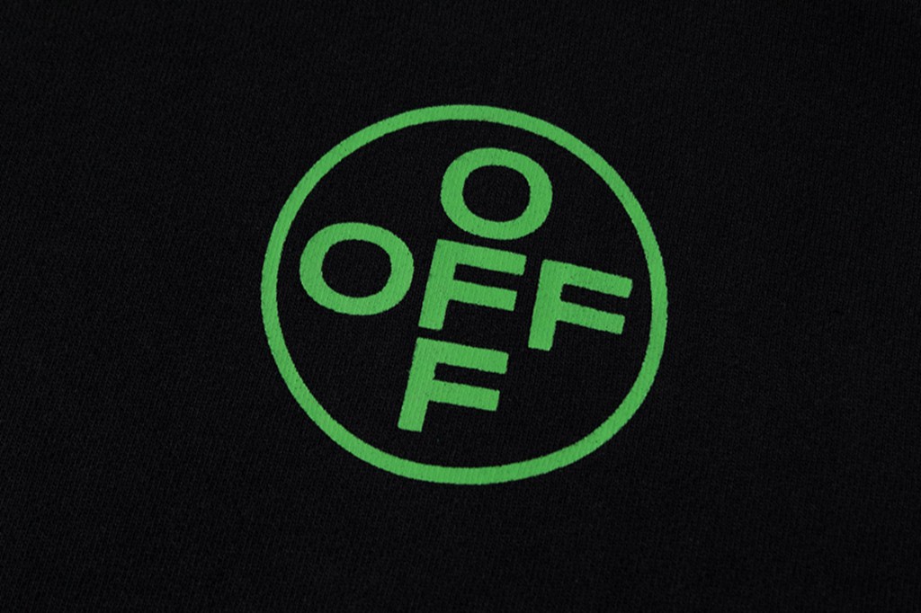735#off white